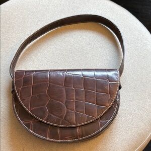 Stays croc leather shoulder bag